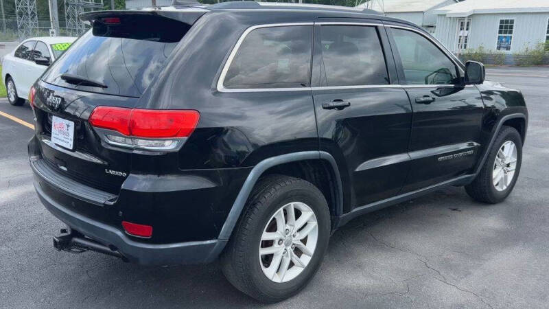 2017 Jeep Grand Cherokee Laredo