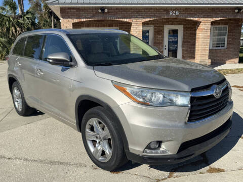 2016 Toyota Highlander for sale at MITCHELL AUTO ACQUISITION INC. in Edgewater FL