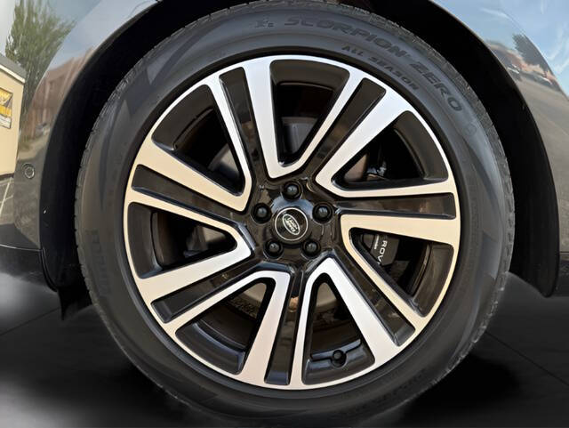 2023 Land Rover Range Rover P530 SE