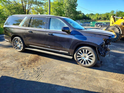 2026 Cadillac Escalade ESV Platinum Luxury