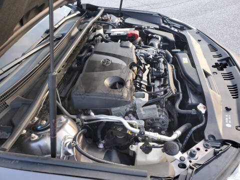 2020 Toyota Camry SE