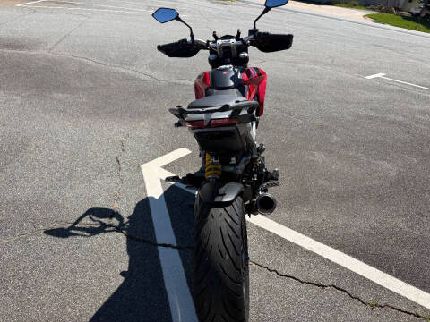 2015 Ducati Hyperstrada
