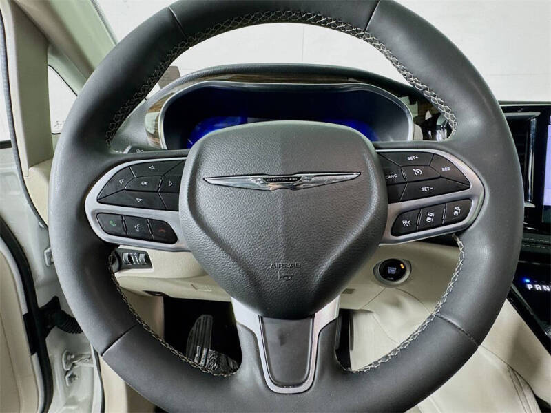 2022 Chrysler Pacifica Limited