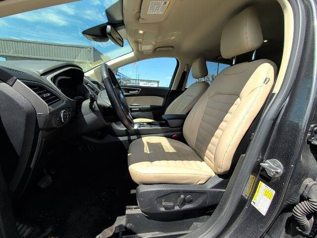 2020 Ford Edge SEL