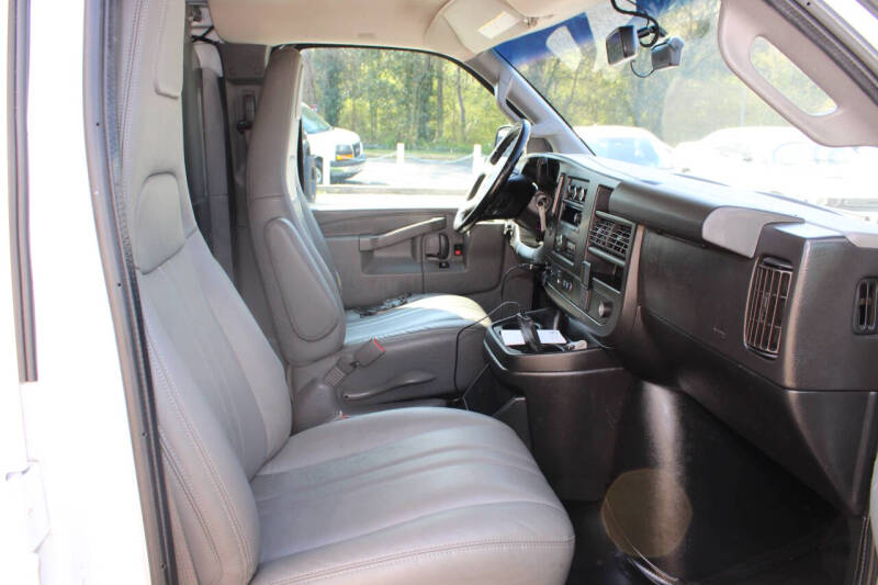 2019 Chevrolet Express 2500