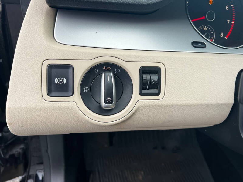 2010 Volkswagen CC Sport