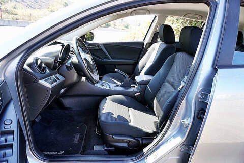 2012 Mazda MAZDA3 i Touring