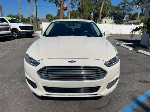 2013 Ford Fusion Hybrid SE