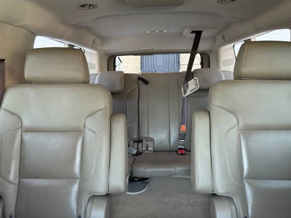 2017 Chevrolet Suburban LT