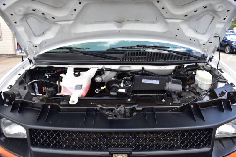 2017 Chevrolet Express 2500