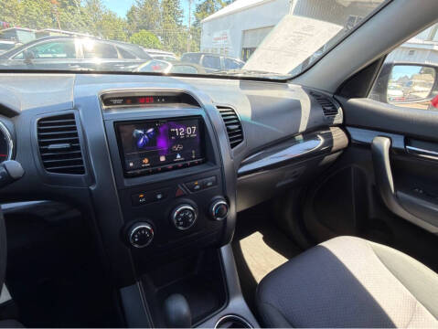 2013 Kia Sorento LX