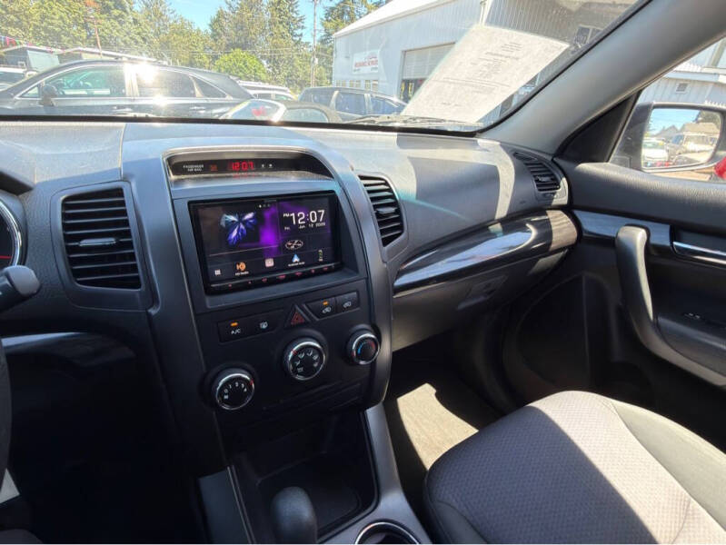 2013 Kia Sorento LX