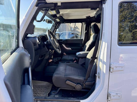 2012 Jeep Wrangler Unlimited Sahara