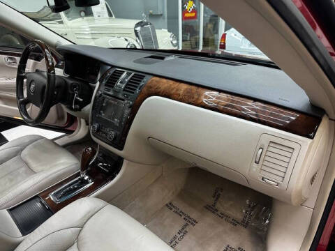 2011 Cadillac DTS Premium Collection