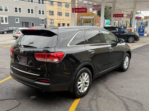 2016 Kia Sorento LX