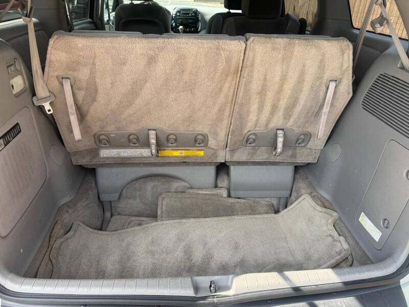 2005 Toyota Sienna LE 7 Passenger