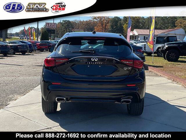 2017 Infiniti QX30