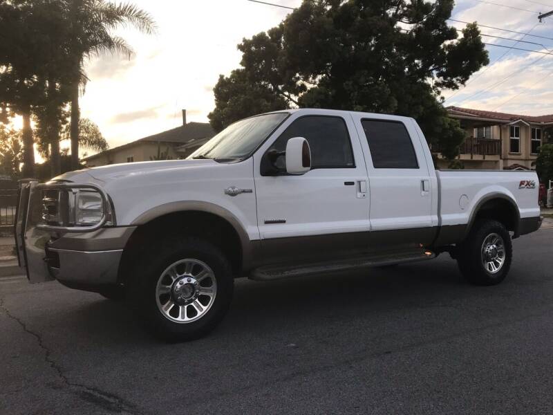 2005 Ford F-350 Super Duty for sale at CALIFORNIA AUTO GROUP in San Diego CA