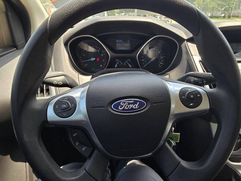 2012 Ford Focus SE