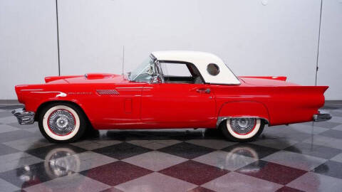 1957 Ford Thunderbird