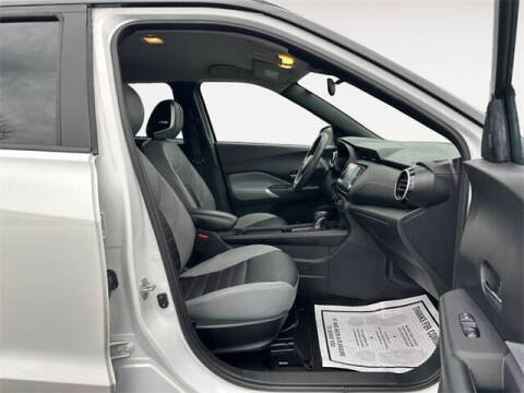 2024 Nissan Kicks SR