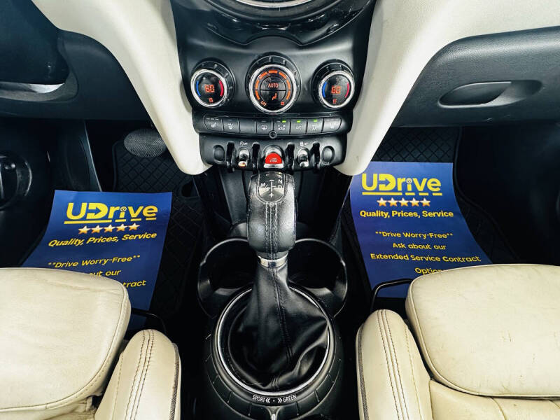 2015 MINI Hardtop 4 Door Cooper