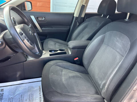 2011 Nissan Rogue S Krom