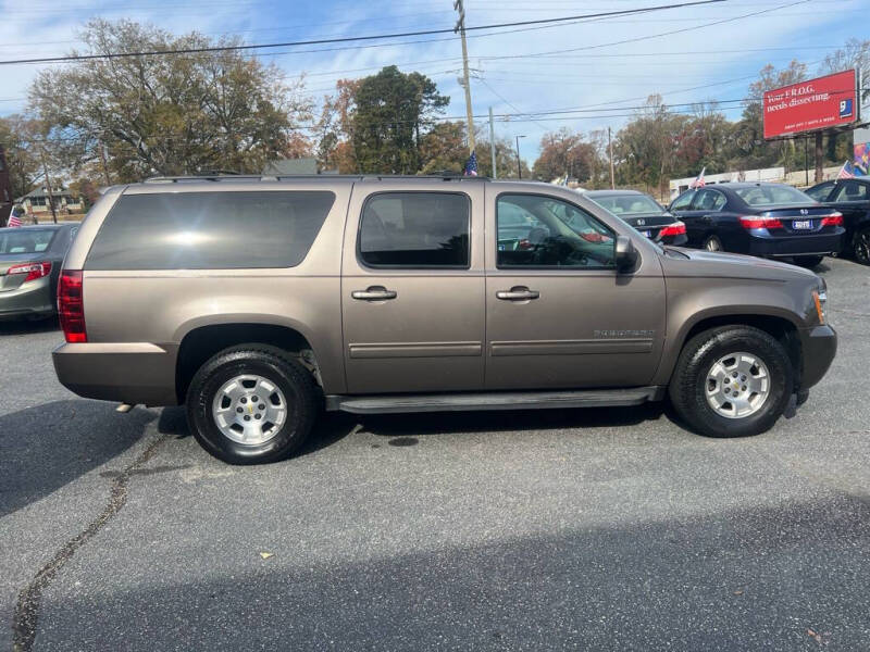 2013 Chevrolet Suburban LS
