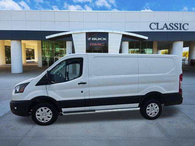 2025 Ford Transit