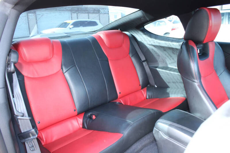 2016 Hyundai Genesis Coupe