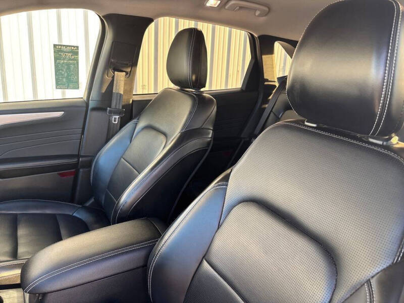 2023 Ford Escape Platinum