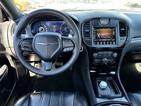 2022 Chrysler 300 S V6