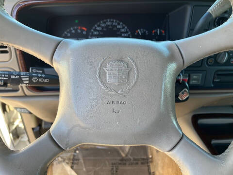 2000 Cadillac Escalade