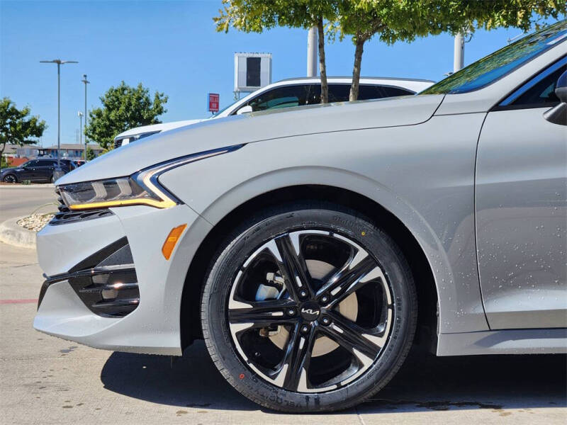 2023 Kia K5