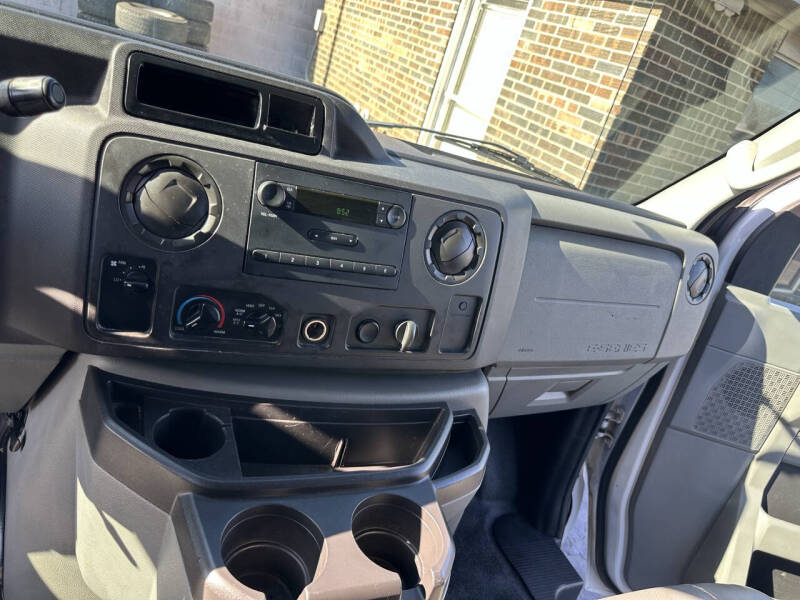 2010 Ford E-Series E-150