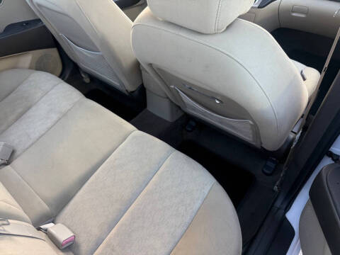 2010 Hyundai Elantra Blue