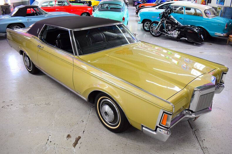 1971 Lincoln Continental