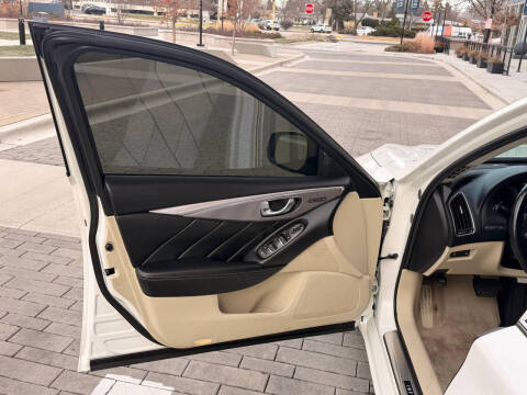 2016 Infiniti Q50 3.0T Premium