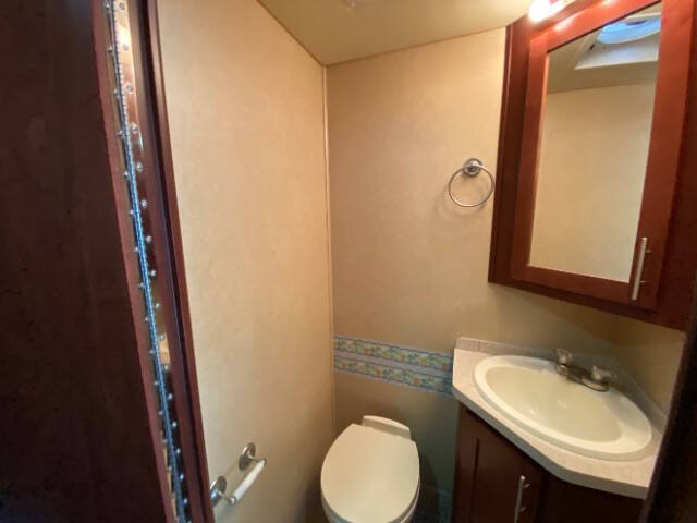 2011 Freightliner MH Chassis