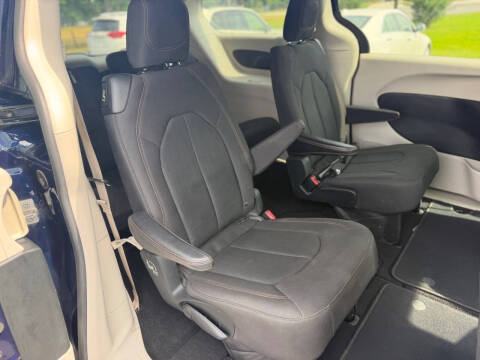 2018 Chrysler Pacifica LX