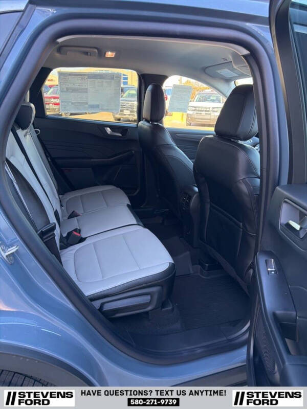 2026 Ford Escape Platinum