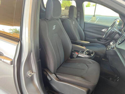 2018 Chrysler Pacifica Touring Plus