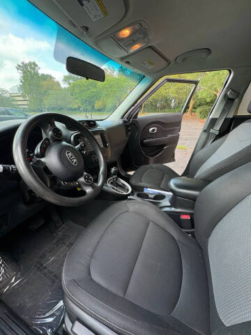 2018 Kia Soul +