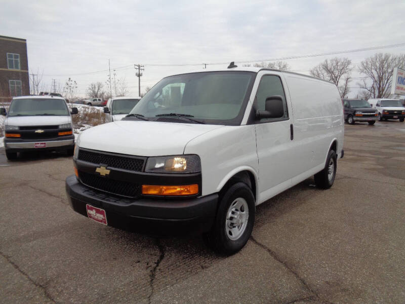 2018 Chevrolet Express Cargo Work Van's photo