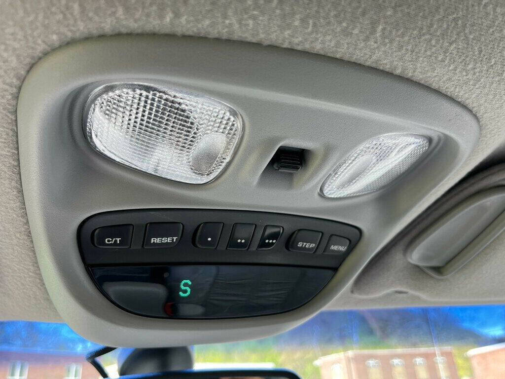 2002 Jeep Grand Cherokee 67