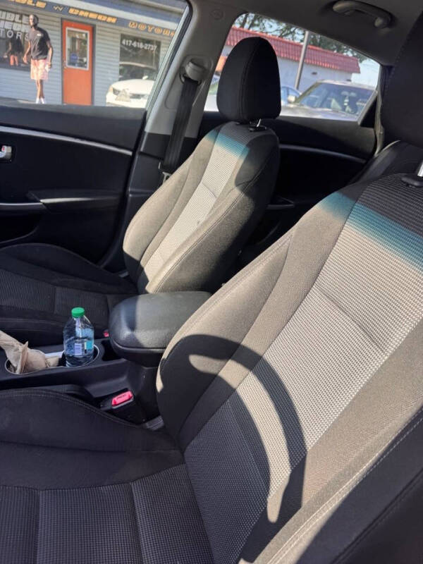 2017 Hyundai Elantra GT