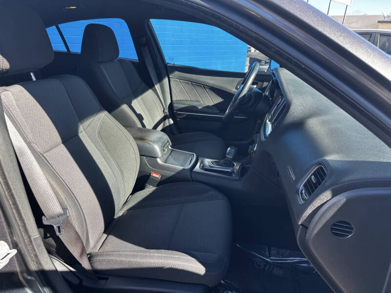 2019 Dodge Charger SXT