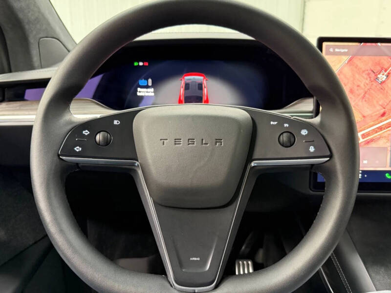 2023 Tesla Model X Standard Range