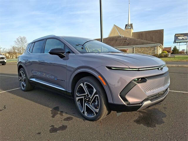 2026 Chevrolet Equinox EV LT 2