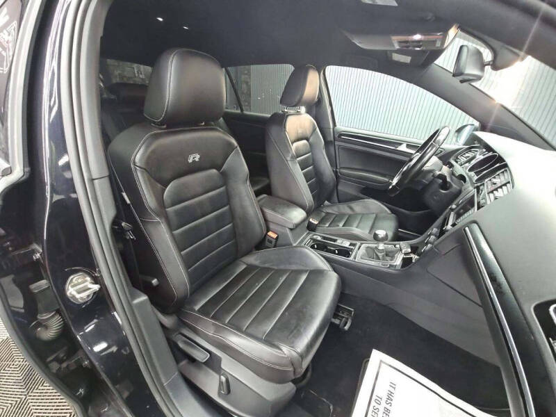 2016 Volkswagen Golf R 4Motion